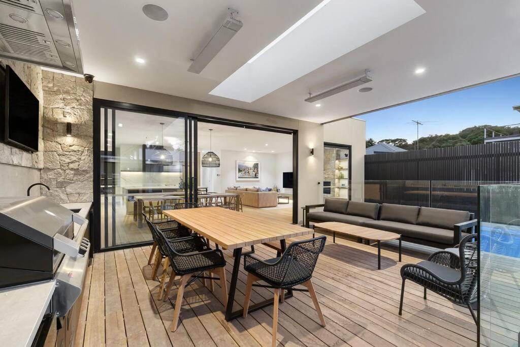 Kirks On Park - Brand New Luxury Home, Great Location Сорренто Экстерьер фото